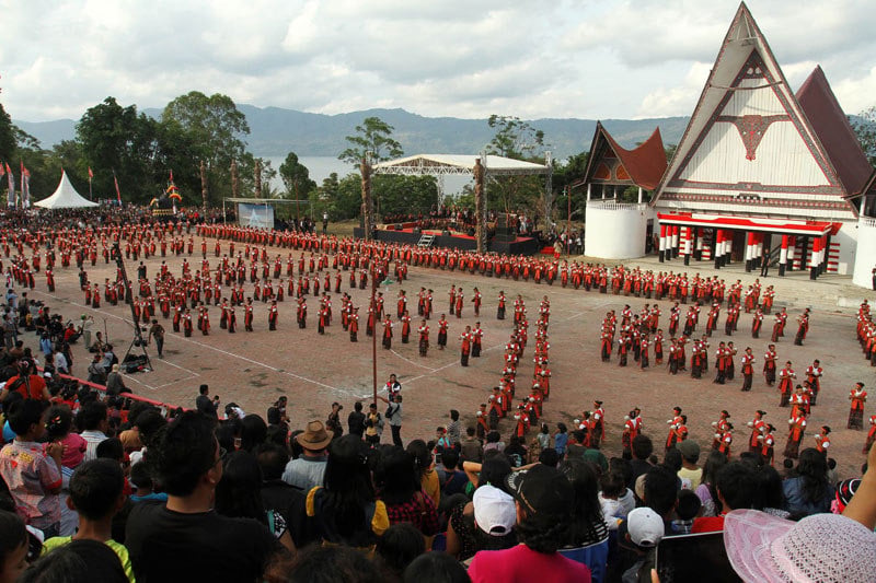 2-lake-toba-festival-via-intravel.us