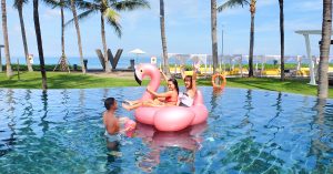Our W Bali Seminyak review: 11 Crazy beachfront experiences to enjoy Bali’s party scene with your besties!