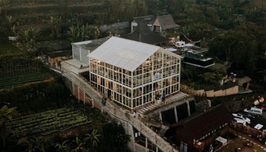 Enchanted glasshouse picnic venue by the lake! – Rumah Gemuk Bali