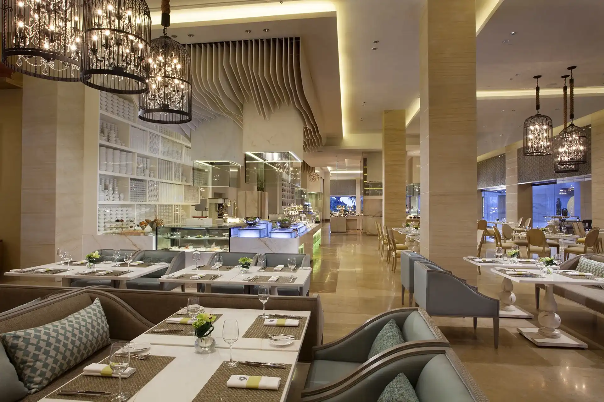 Dining room at The Cafe, The Mulia Bali