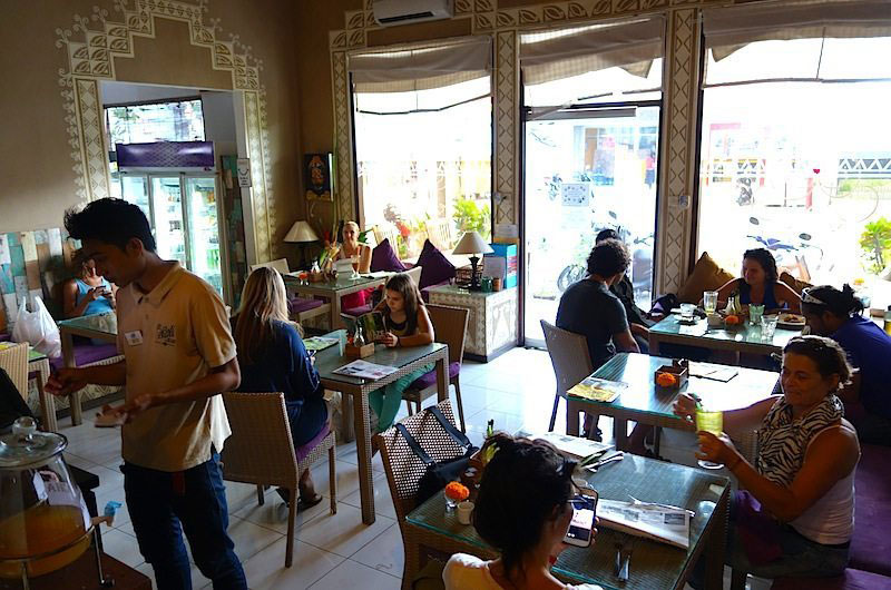 13-Bali-Buda---Interior---Image-1-via-unhiveralaplage.eklablog