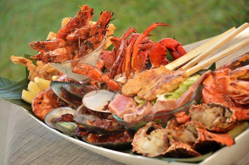 6-4-Rajas-seafood-platter