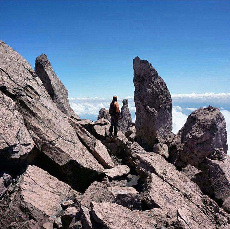 11-1-Gunung-Raung---Puncak-Tusuk-Gigi-by-hamdanii_azmi