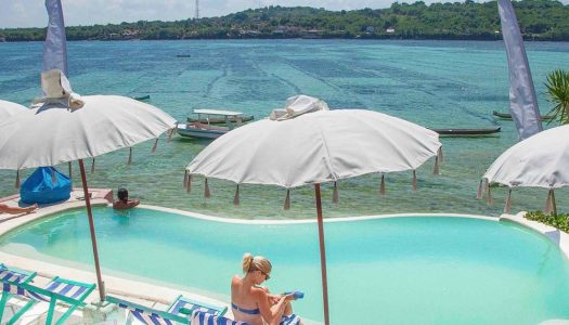 12 hotel murah di Nusa Lembongan dan Nusa Ceningan di bawah 650 ribu, buka pintu langsung lihat laut!