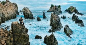 13 Pantai eksotis di dekat Jakarta yang bisa dikunjungi dengan biaya murmer