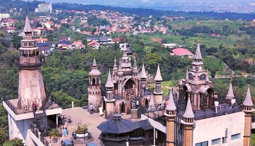 40 Café unik & Instagramable di Bandung yang asyik buat nongkrong sambil foto-foto