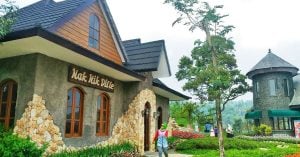 25 Tempat wisata di Bogor untuk anak dan keluarga yang asyik & menyenangkan