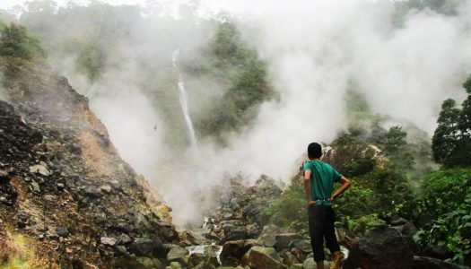 16 Air terjun tersembunyi paling indah yang ada di Bogor untuk liburan akhir pekan