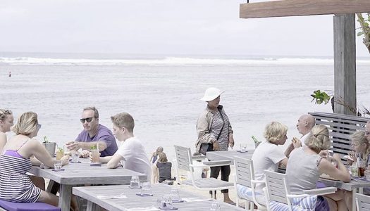 16 Cafe & restoran di Sanur dengan view keren plus romantis!