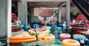 10 Hotel murah di Kuta Bali untuk liburan keluarga dengan family room dan kolam renang dibawah Rp700 ribu