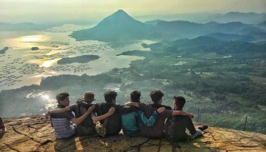 Liburan murah di Purwakarta: Itinerary untuk berburu kuliner legendaris dan pemandangan alam yang memukau (dibawah Rp450.000)