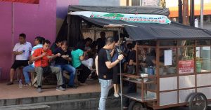 30 Kuliner khas Cirebon yang tetap diburu meski telah eksis puluhan tahun