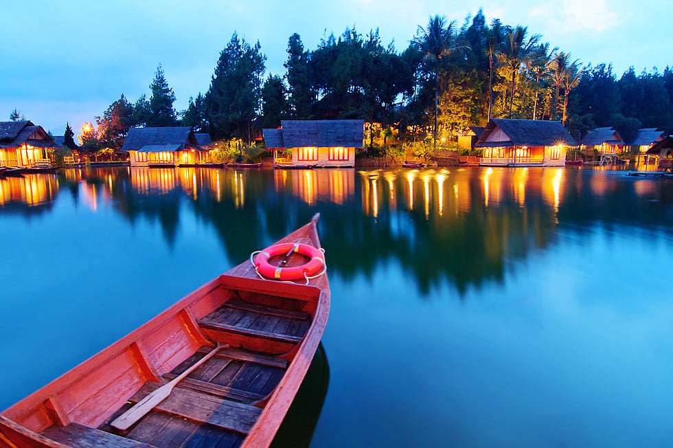 Kampung Sampireun - Tripcanvas