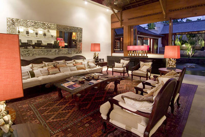 villamako-livingroom2
