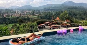14 Hotel di sekitaran Ciwidey dengan suasana tengah hutan nan sejuk