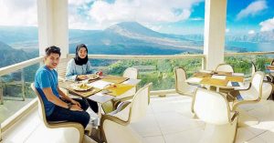 32 Restoran di Bali dengan latar belakang pemandangan alam nan cantik dan menakjubkan