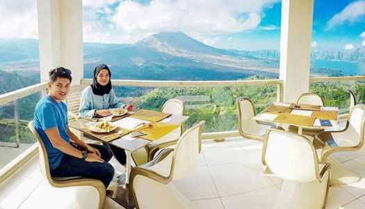 32 Restoran di Bali dengan latar belakang pemandangan alam nan cantik dan menakjubkan