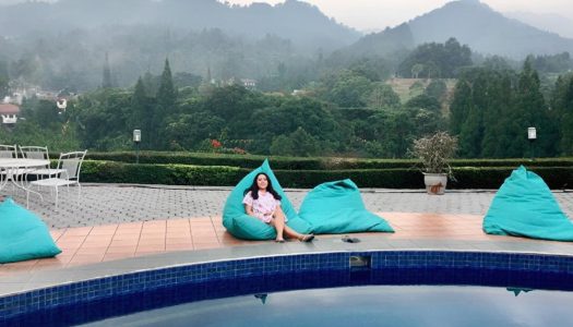 11 Hotel keluarga di Puncak dengan view menawan dan kolam renang di bawah 600 ribuan