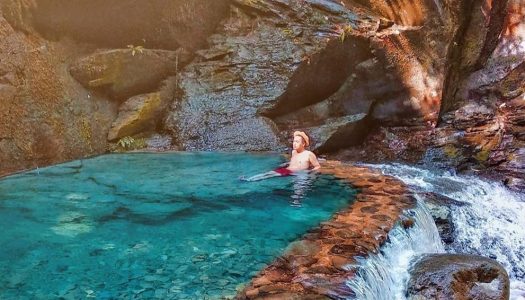 Ademnya infinity pool alami sebening kaca di Bogor: Lembah Tepus