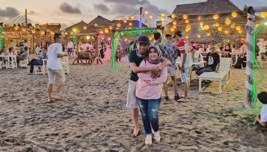 Bukan di Jimbaran, tapi ini di Pangandaran – Kampung Turis Pangandaran