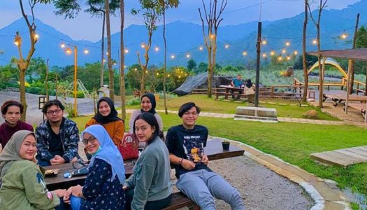 19 Tempat makan di Sentul Bogor dengan pemandangan indah dan hawa sejuk