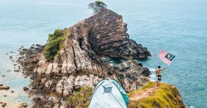 10 Scenic Terengganu islands for day trips with crystal clear waters and white-sand beaches!