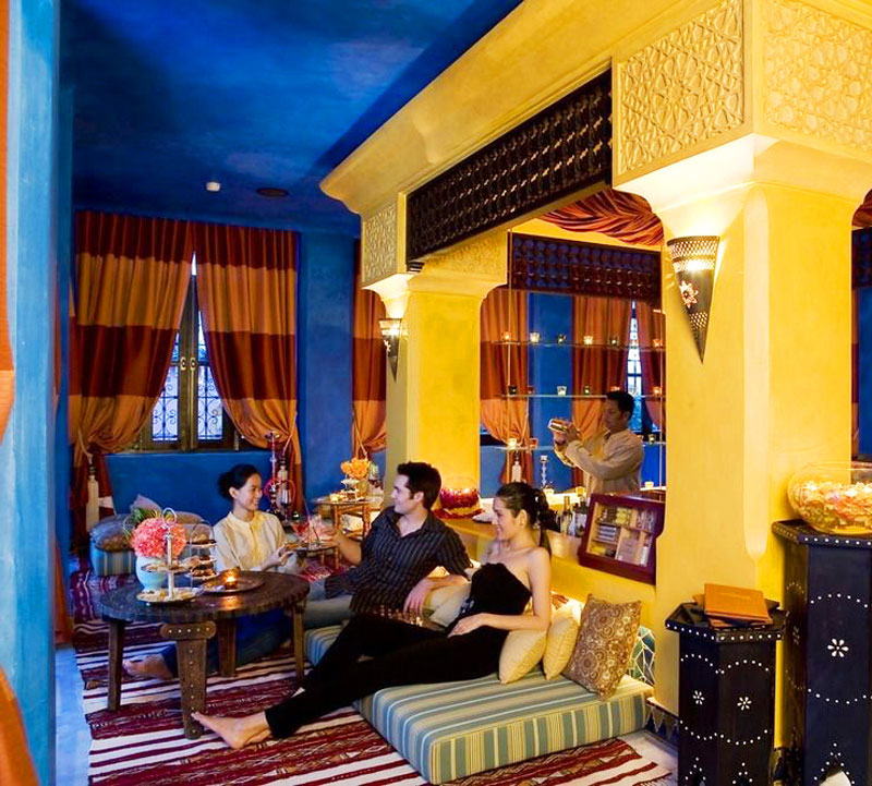 1-indoor-bar