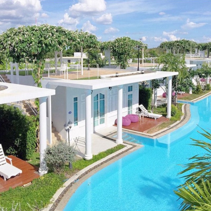3-villa-exterior-via-aeysmallworld