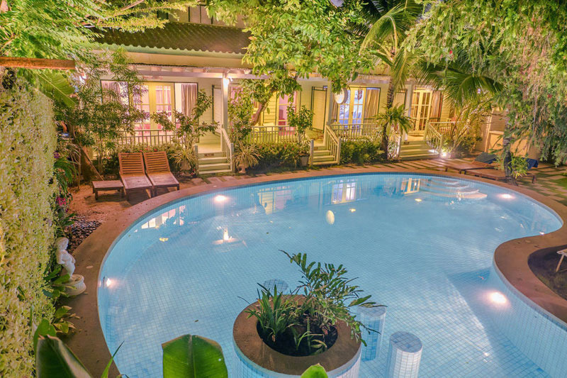 7-pool-view-3