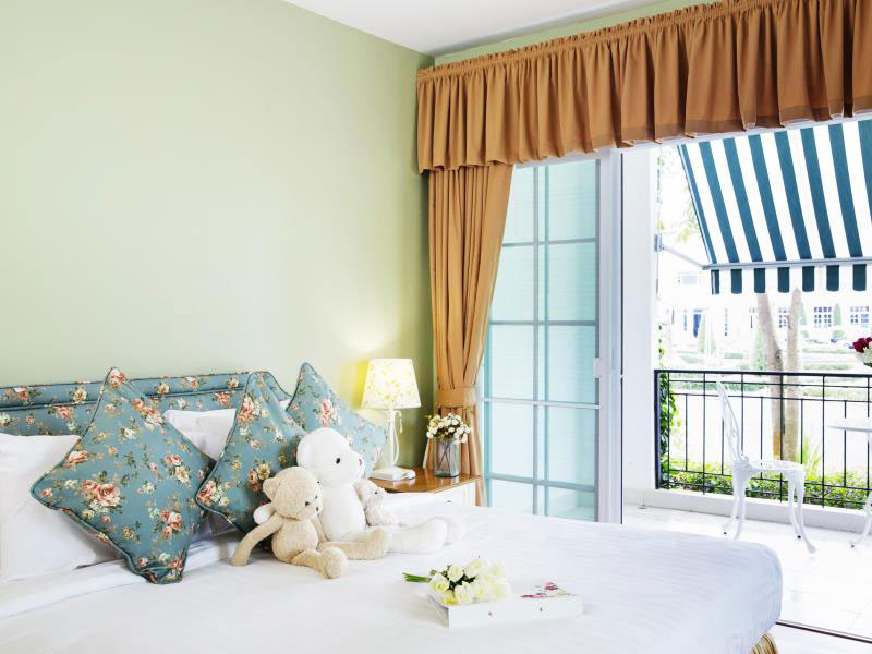10-2-room