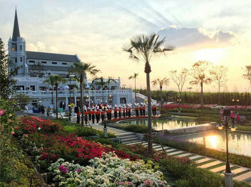 10-3-via-panyaporn_40