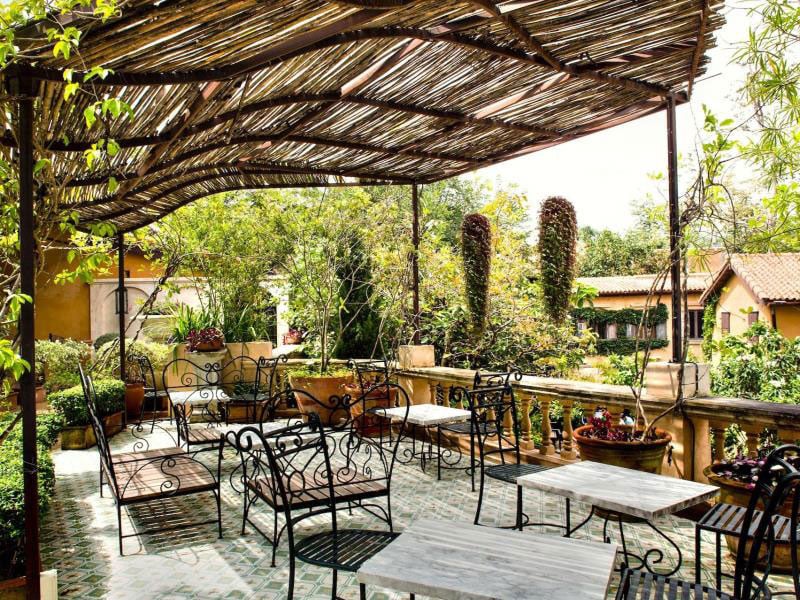 6-4-garden-view