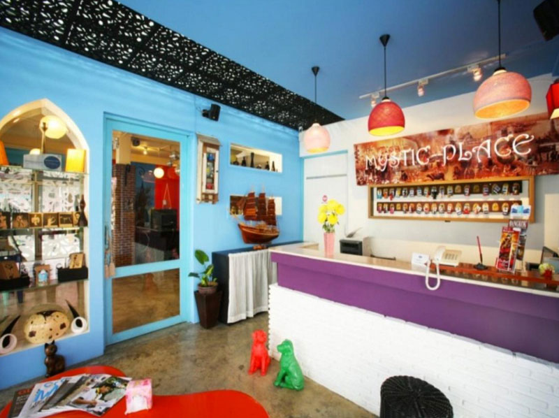 6-b-1-lobby
