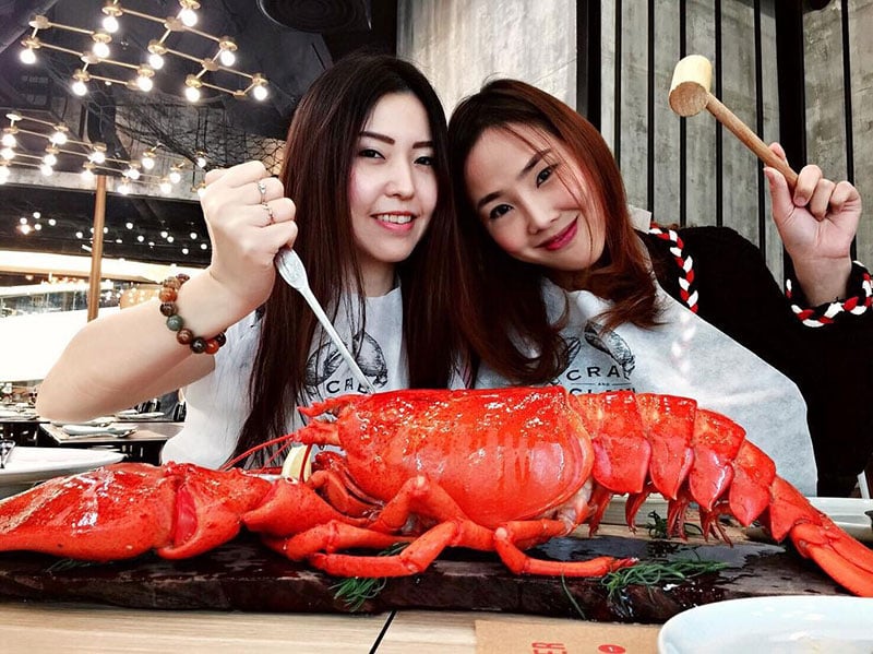1-1-crab-and-claw-via-ampere_mimo