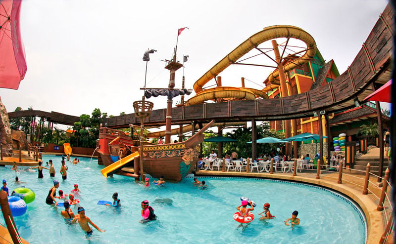6-a-1-fantasia-lagoon