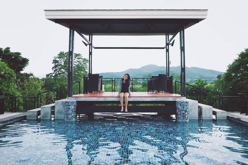 1-1-pool-via-niznew
