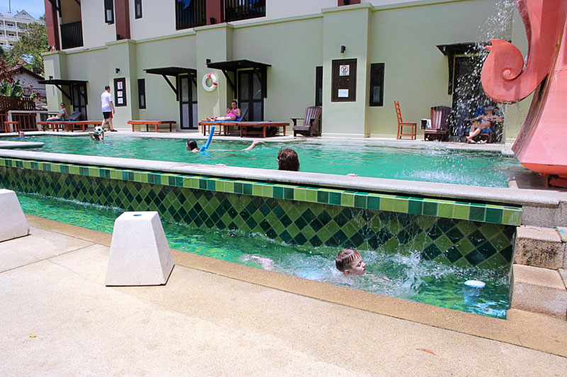 2-4-pool-by-nina-s