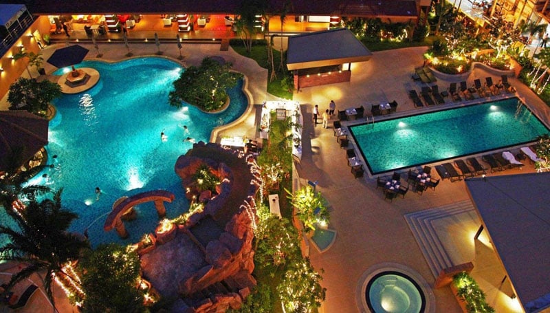 8-5-Nova-Platinum-pool