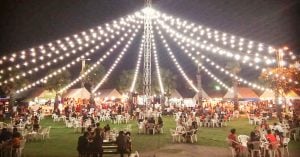 曼谷夜市大整理：推荐14大必逛的特色夜市，道地美食吃不停！